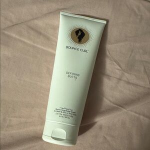 Bounce Curl defining butta